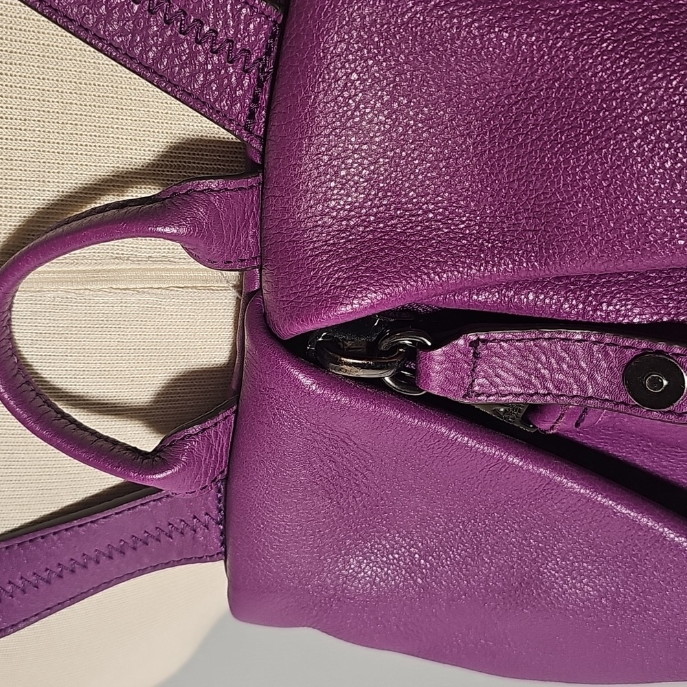 Aimee Kestenberg Stylish Purple Women's Leather Backpack. Comfy On. - Picture 2 of 12